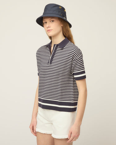 #colour_navy-white-stripe