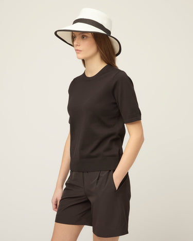 #colour_black