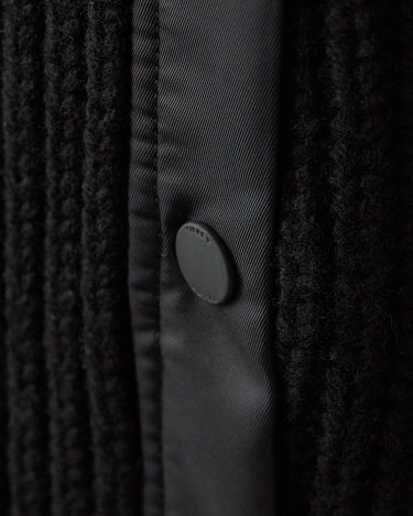#colour_black-black
