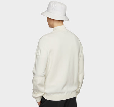 #colour_off-white
