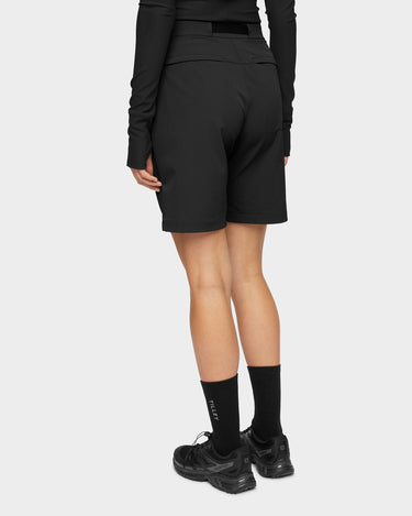 #colour_black