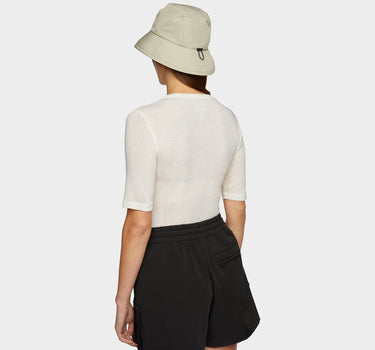 #colour_off-white
